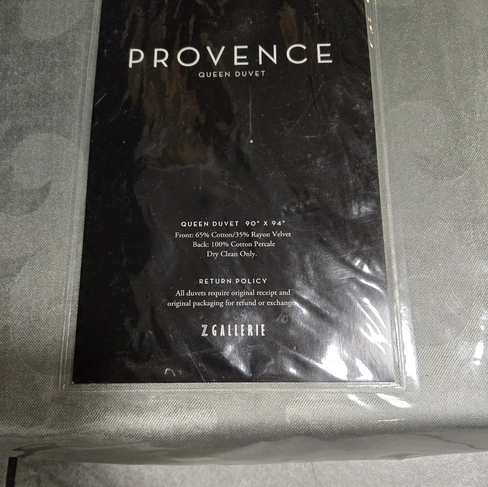 NWT Z Gallerie Providence Queen Duvet, Eucalyptus, Jacquard Pattern